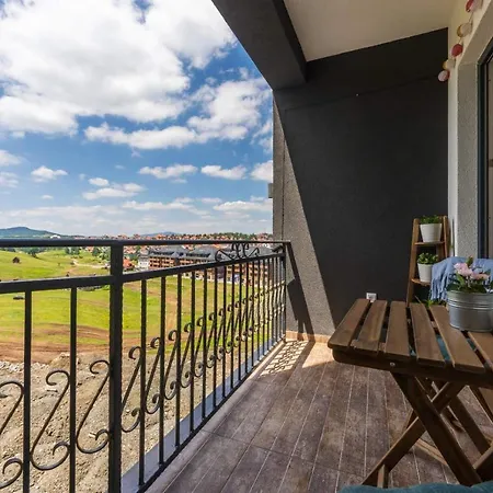 Avantura Apartment *